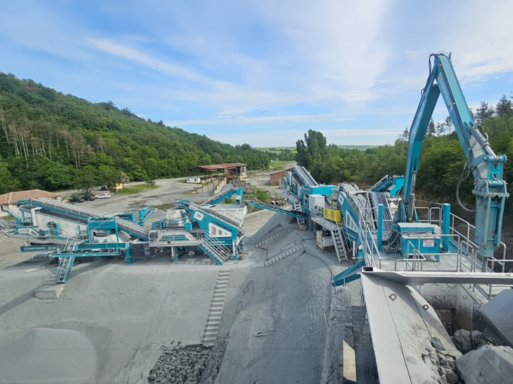 Constmach Mobile Impact Crushing Station With A Production Capacity Of 300 Tons - מגרסה ניידת: תמונה 1 Constmach Mobile Impact Crushing Station With A Production Capacity Of 300 Tons - מגרסה ניידת: תמונה 1