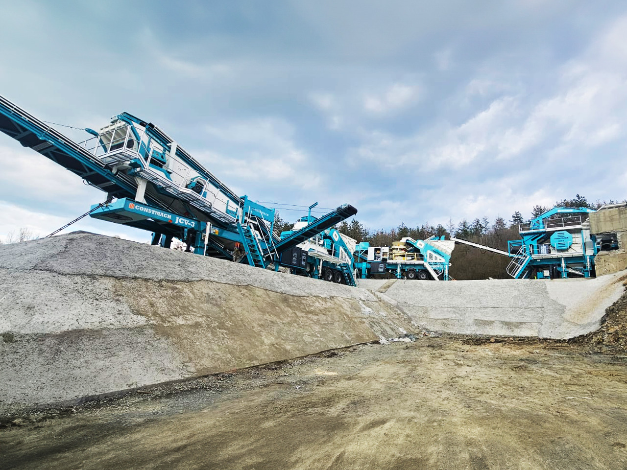 Constmach Mobile Prallbrechanlage mit 300 Tonnen Produktionskapazität - מגרסה ניידת: תמונה 2 Constmach Mobile Prallbrechanlage mit 300 Tonnen Produktionskapazität - מגרסה ניידת: תמונה 2