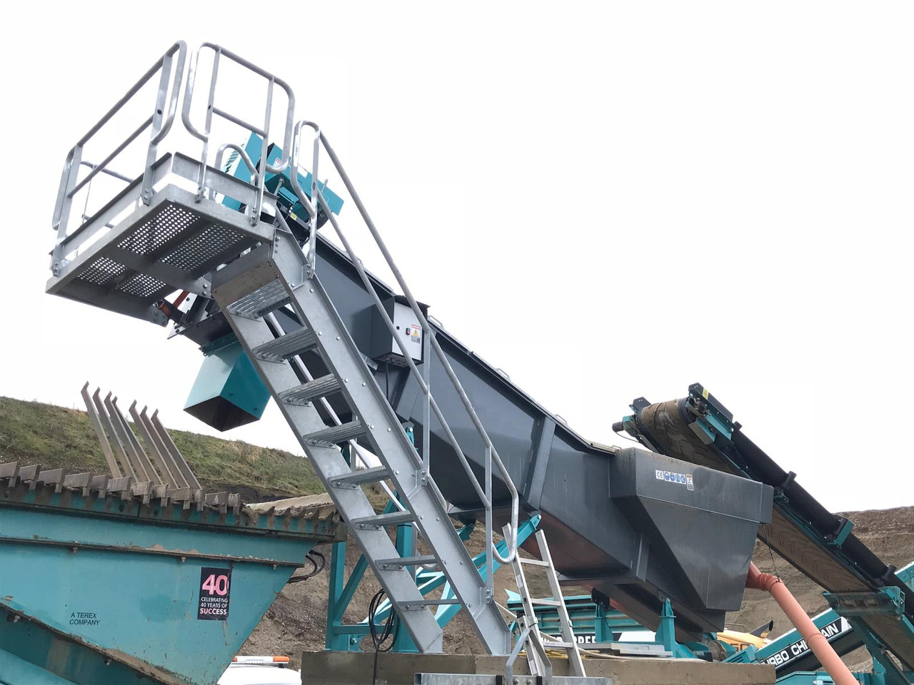 Constmach Screw Sand Washing Machine / Spiral Sand Washing Machine - משקף: תמונה 2 Constmach Screw Sand Washing Machine / Spiral Sand Washing Machine - משקף: תמונה 2