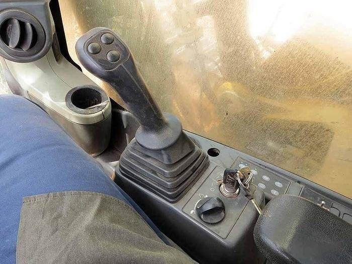 מחפר CAT 345DL ME: תמונה 14