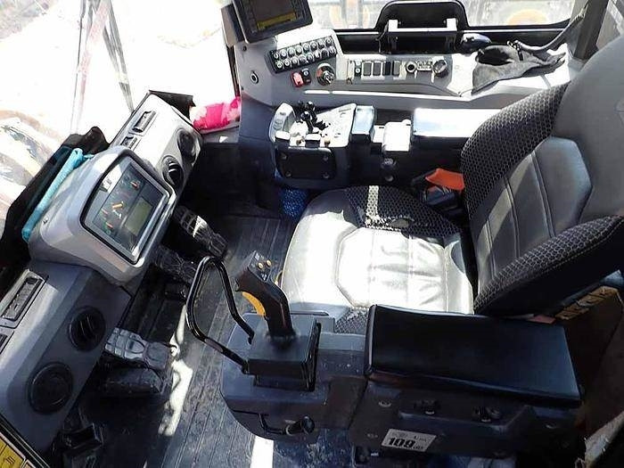 מעמיס גלגלים CAT 988K: תמונה 18