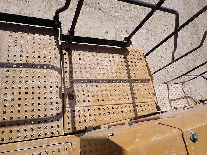 מעמיס גלגלים CAT 988K: תמונה 32