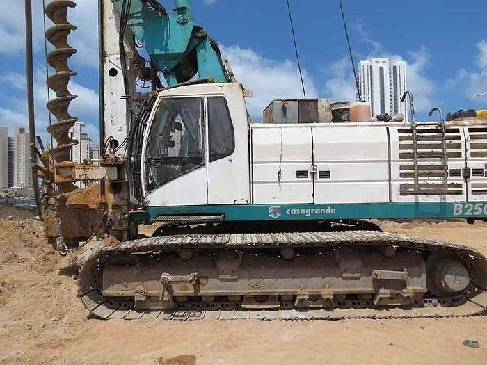 Casagrande B250 - אסדת קידוח: תמונה 2 Casagrande B250 - אסדת קידוח: תמונה 2