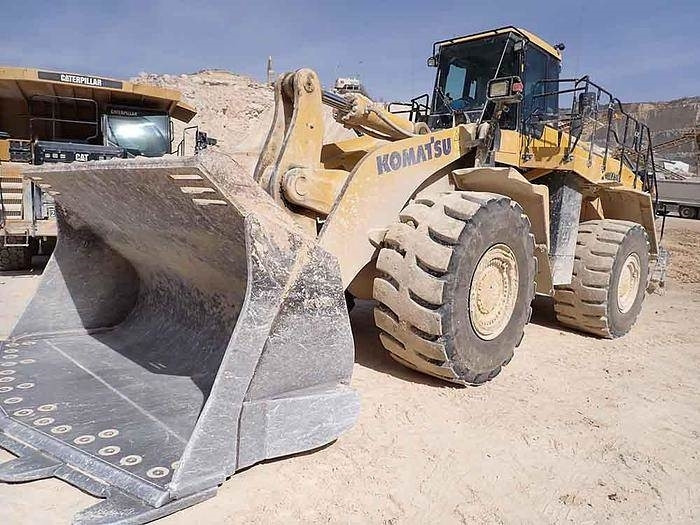 Komatsu WA600-8EO - מעמיס גלגלים: תמונה 1 Komatsu WA600-8EO - מעמיס גלגלים: תמונה 1