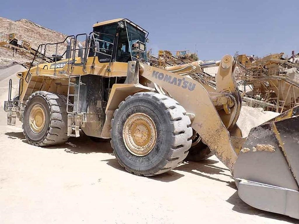 Komatsu WA600-8EO - מעמיס גלגלים: תמונה 4 Komatsu WA600-8EO - מעמיס גלגלים: תמונה 4
