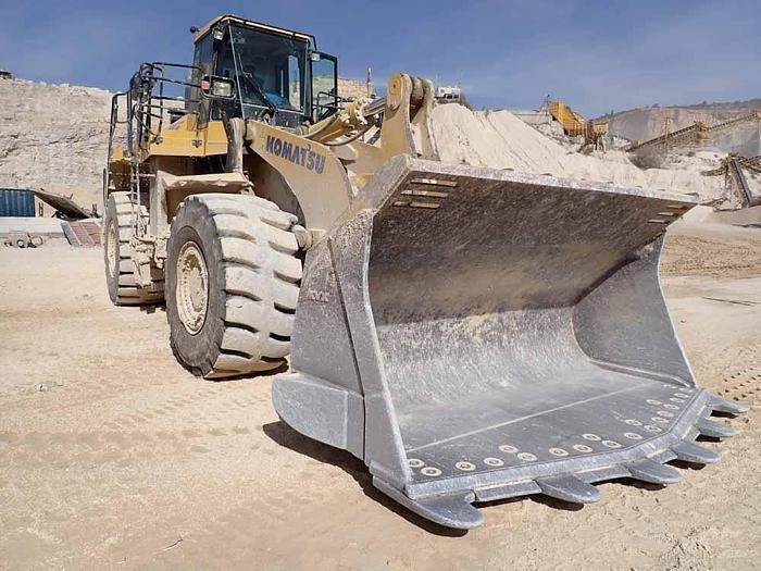Komatsu WA600-8EO - מעמיס גלגלים: תמונה 3 Komatsu WA600-8EO - מעמיס גלגלים: תמונה 3