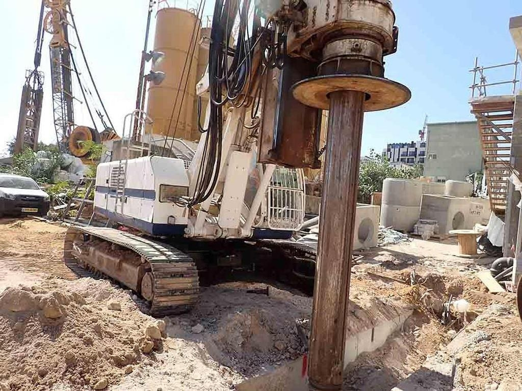 Soilmec SR30 - אסדת קידוח: תמונה 2 Soilmec SR30 - אסדת קידוח: תמונה 2