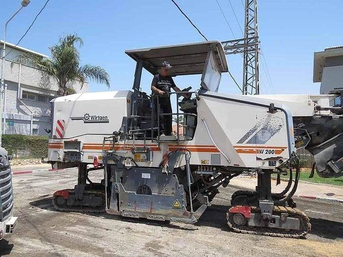 Wirtgen W200 - מקצועה חשמלית קרה: תמונה 3 Wirtgen W200 - מקצועה חשמלית קרה: תמונה 3