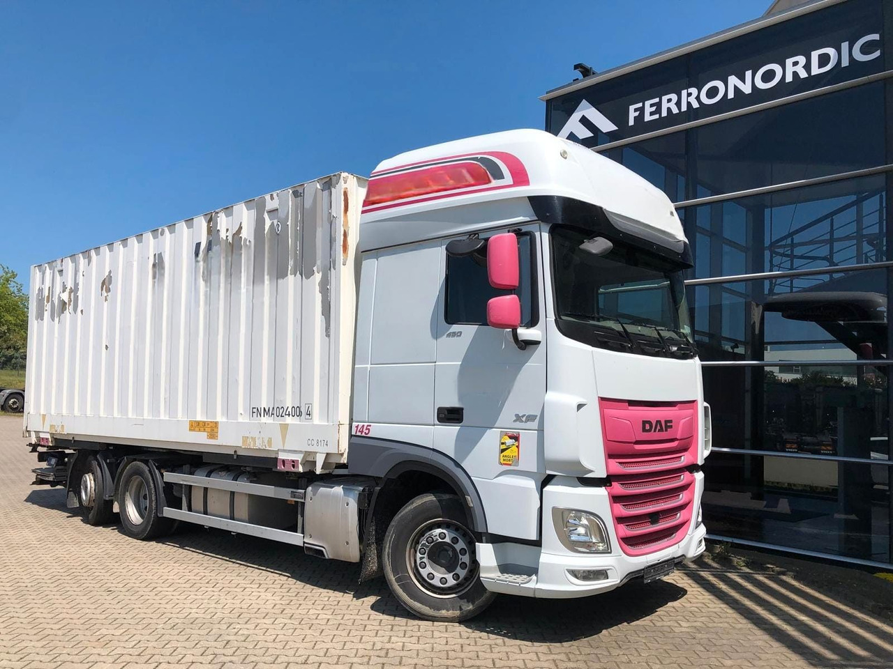 DAF XF450 SSC Lenk/Lift*LBW*AHK*Standkl.*inkl.Koffer - מוביל מכולות/ משאית החלפת גוף: תמונה 1 DAF XF450 SSC Lenk/Lift*LBW*AHK*Standkl.*inkl.Koffer - מוביל מכולות/ משאית החלפת גוף: תמונה 1