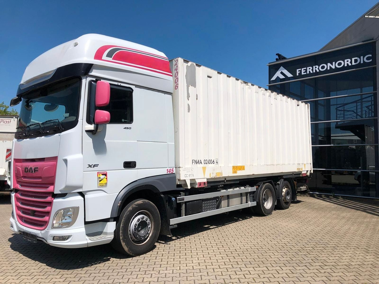 DAF XF450 SSC Lenk/Lift*LBW*AHK*Standkl.*inkl.Koffer - מוביל מכולות/ משאית החלפת גוף: תמונה 2 DAF XF450 SSC Lenk/Lift*LBW*AHK*Standkl.*inkl.Koffer - מוביל מכולות/ משאית החלפת גוף: תמונה 2