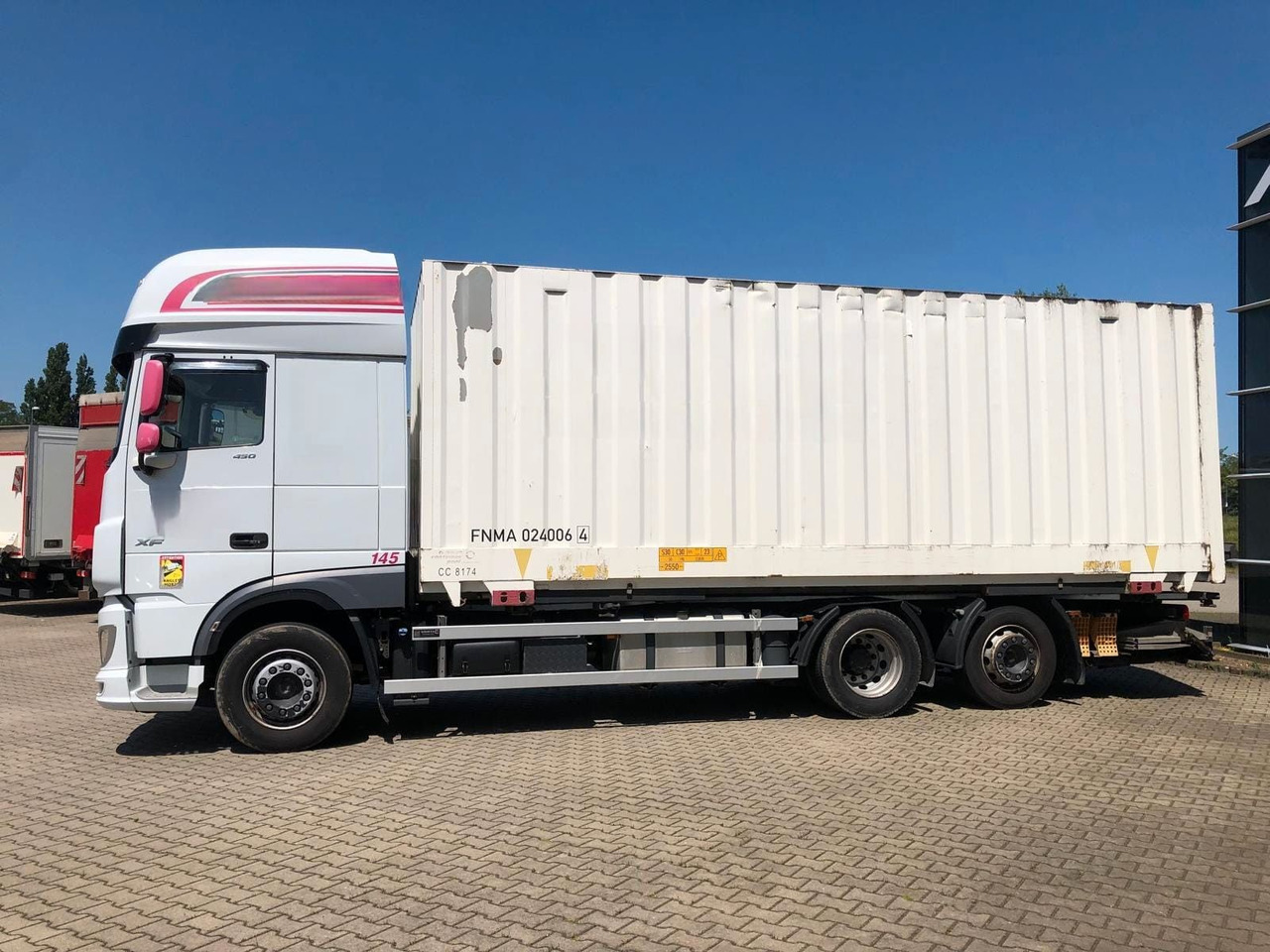 DAF XF450 SSC Lenk/Lift*LBW*AHK*Standklima - מוביל מכולות/ משאית החלפת גוף: תמונה 2 DAF XF450 SSC Lenk/Lift*LBW*AHK*Standklima - מוביל מכולות/ משאית החלפת גוף: תמונה 2