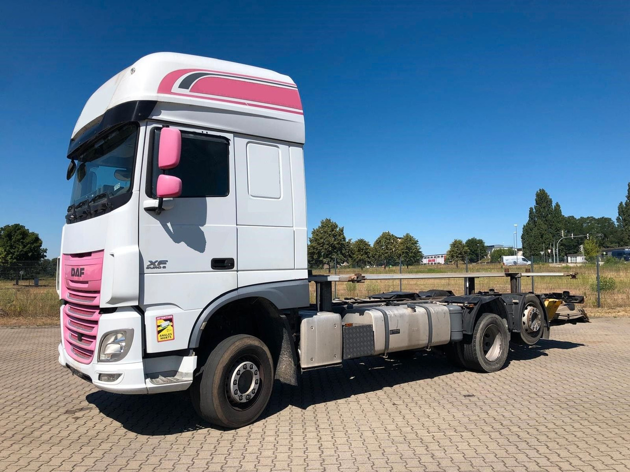 DAF XF460 SSC Liftachse*LBW*AHK*Standkl*Mega - מוביל מכולות/ משאית החלפת גוף: תמונה 2 DAF XF460 SSC Liftachse*LBW*AHK*Standkl*Mega - מוביל מכולות/ משאית החלפת גוף: תמונה 2