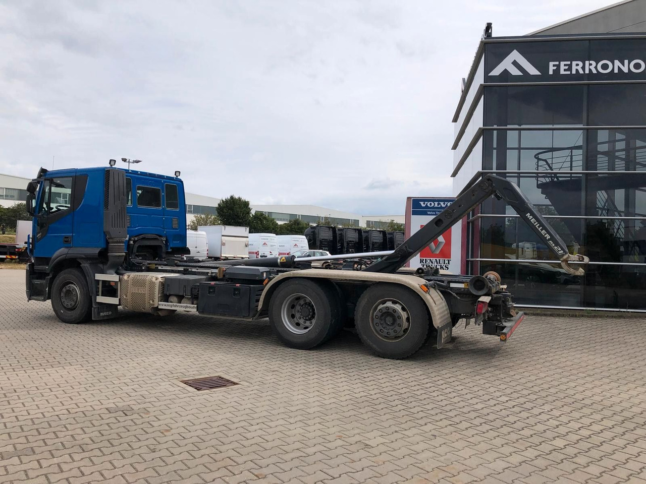 Iveco X-Way 480 Intarder*AHK*Lenk/LiftAchse*Meiller - משאית הרמת וו: תמונה 3 Iveco X-Way 480 Intarder*AHK*Lenk/LiftAchse*Meiller - משאית הרמת וו: תמונה 3