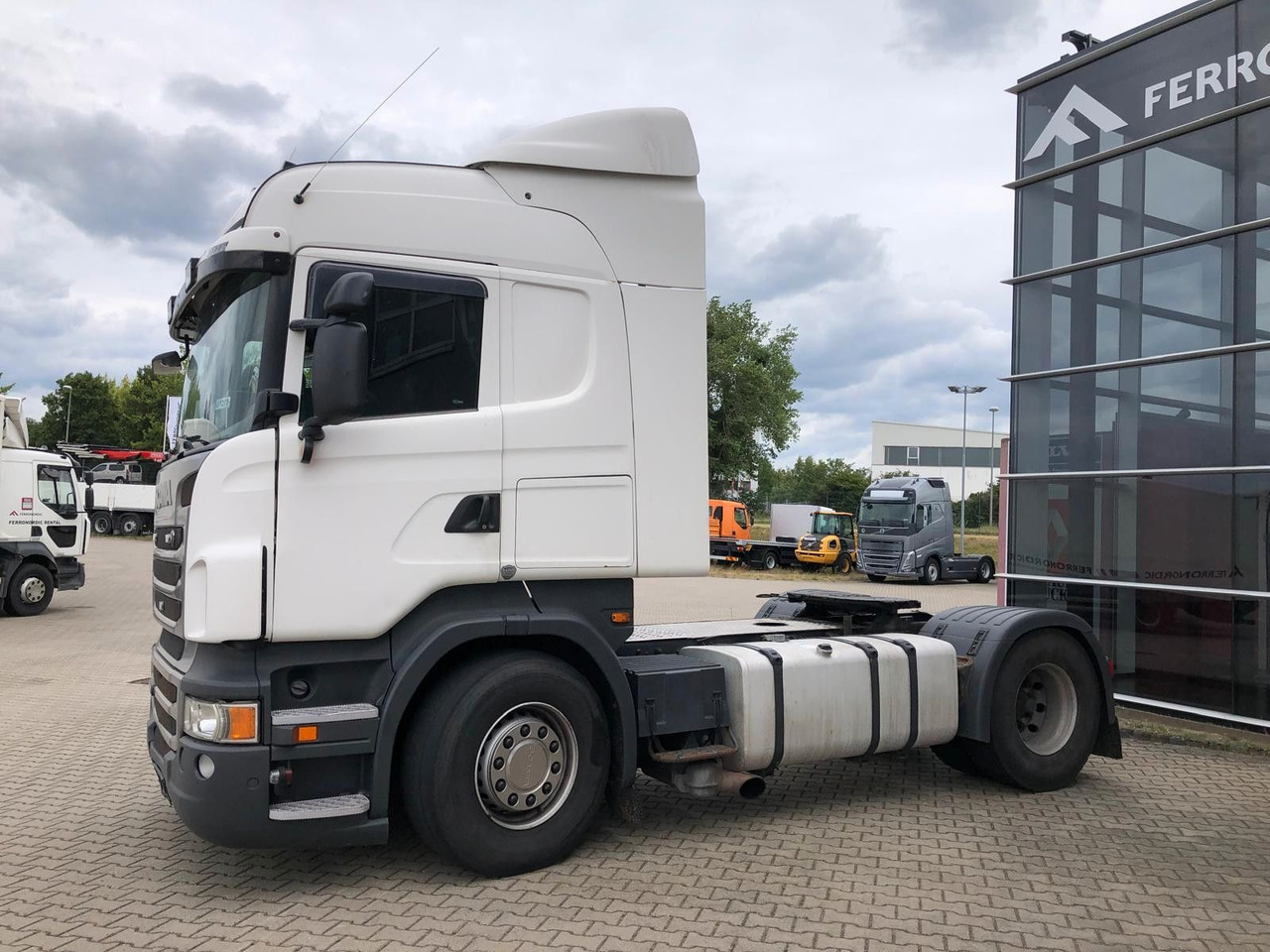 Scania R420 PTO*Automatik mit Kupplungspedale - יחידת טרקטור: תמונה 3 Scania R420 PTO*Automatik mit Kupplungspedale - יחידת טרקטור: תמונה 3