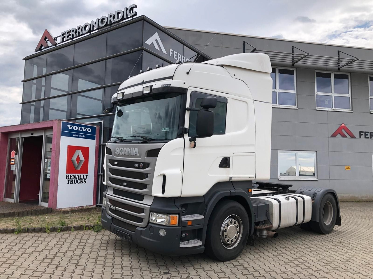 Scania R420 PTO*Automatik mit Kupplungspedale - יחידת טרקטור: תמונה 4 Scania R420 PTO*Automatik mit Kupplungspedale - יחידת טרקטור: תמונה 4