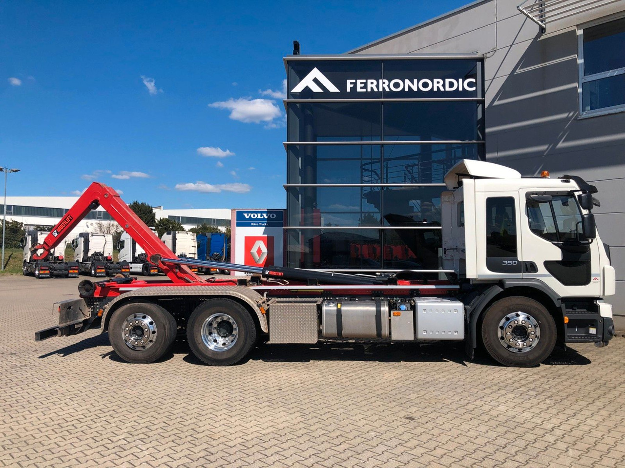 Volvo FE 350 6x2 Lenkachse*Alufelgen*HIAB*AHK*Klima - משאית הרמת וו: תמונה 5 Volvo FE 350 6x2 Lenkachse*Alufelgen*HIAB*AHK*Klima - משאית הרמת וו: תמונה 5