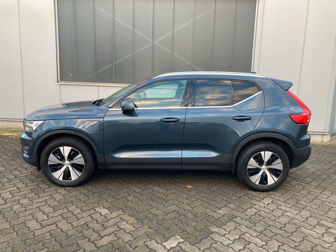 Volvo XC 40 T4 Inscription Expr. Recharge Plug-In Hyb - SUV: תמונה 3 Volvo XC 40 T4 Inscription Expr. Recharge Plug-In Hyb - SUV: תמונה 3