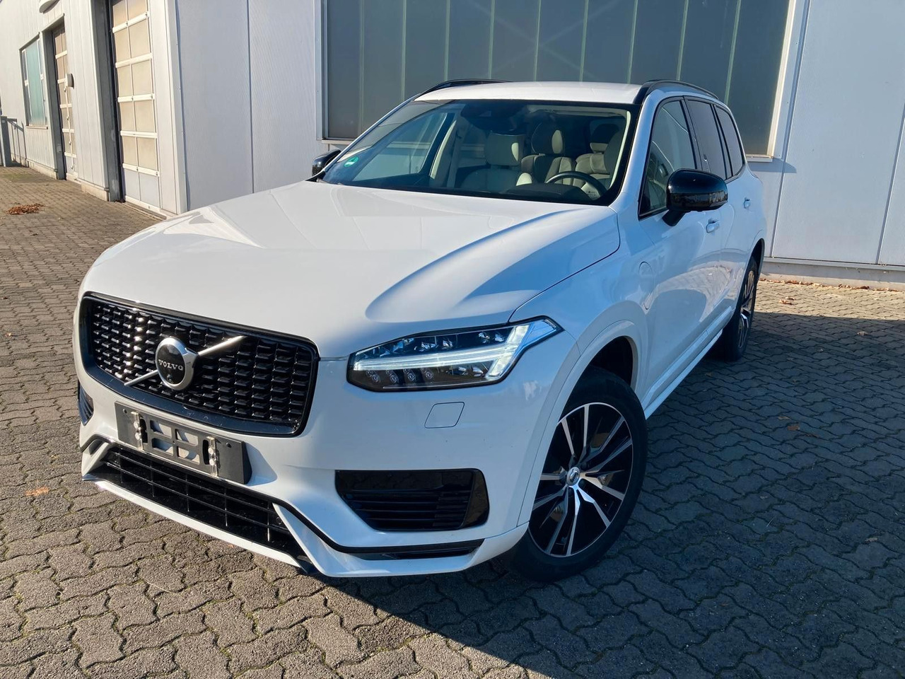 Volvo XC 90 T8 R-Des. Exp. Rech. Pl.-In Hybr. AWD 7-S. - SUV: תמונה 1 Volvo XC 90 T8 R-Des. Exp. Rech. Pl.-In Hybr. AWD 7-S. - SUV: תמונה 1