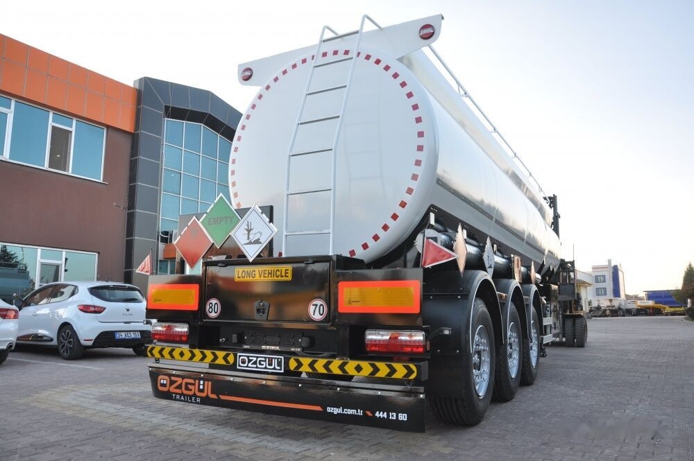Özgül ADR BOTTLE TYPE STEEL TANKER - סמיטריילר מכל: תמונה 4 Özgül ADR BOTTLE TYPE STEEL TANKER - סמיטריילר מכל: תמונה 4