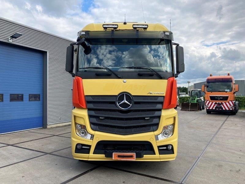 Mercedes-Benz Actros 3351 6x4 - יחידת טרקטור: תמונה 3 Mercedes-Benz Actros 3351 6x4 - יחידת טרקטור: תמונה 3