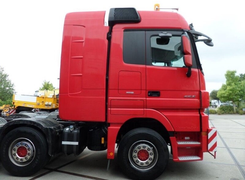 Mercedes-Benz Actros 4165 8x4 Heavy Haulage Tractor - יחידת טרקטור: תמונה 3 Mercedes-Benz Actros 4165 8x4 Heavy Haulage Tractor - יחידת טרקטור: תמונה 3