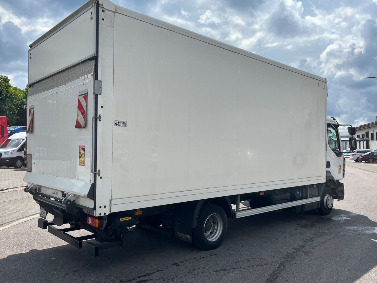 Renault D7.5 210 Kofferaufbau mit LBW - כלי רכב מסחרי עם תיבה: תמונה 4 Renault D7.5 210 Kofferaufbau mit LBW - כלי רכב מסחרי עם תיבה: תמונה 4