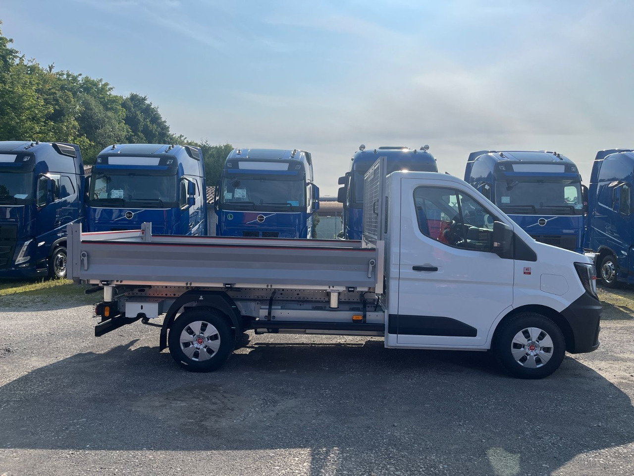 Renault MASTER ELEKTRO DREISEITENKIPPER - כלי רכב מסחרי מזהיר, כלי רכב מסחרי חשמלי: תמונה 3 Renault MASTER ELEKTRO DREISEITENKIPPER - כלי רכב מסחרי מזהיר, כלי רכב מסחרי חשמלי: תמונה 3