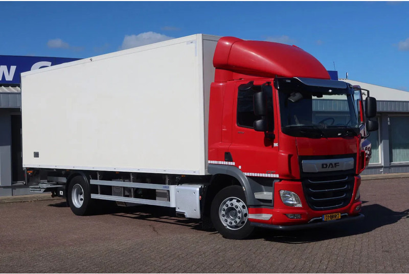 DAF CF 300 Koel/Vries Carrier iceland + Dhollandia 2500KG klep trenn wand - משאית קירור: תמונה 2 DAF CF 300 Koel/Vries Carrier iceland + Dhollandia 2500KG klep trenn wand - משאית קירור: תמונה 2
