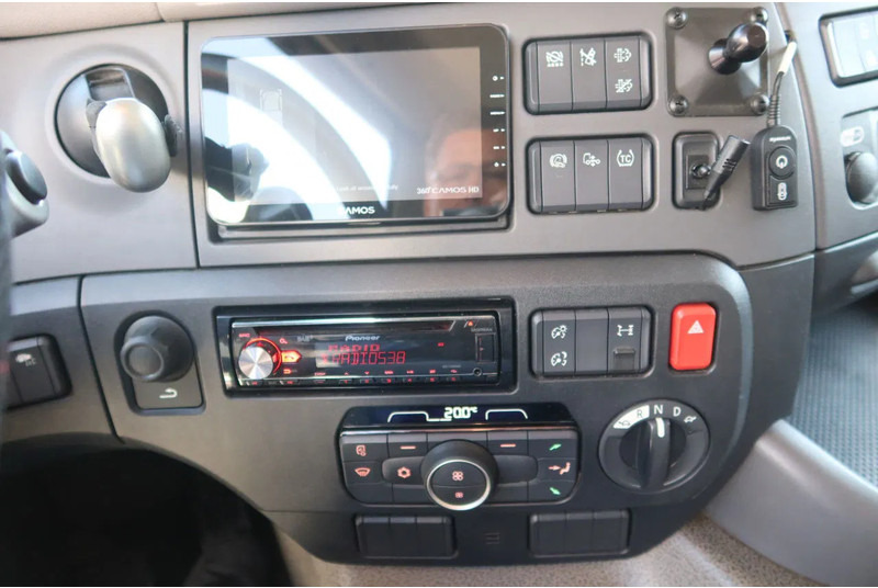 משאית קירור DAF CF 300 Koel/Vries Carrier iceland + Dhollandia 2500KG klep trenn wand: תמונה 14