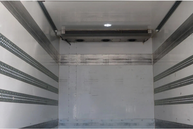 משאית קירור DAF CF 300 Koel/Vries Carrier iceland + Dhollandia 2500KG klep trenn wand: תמונה 6