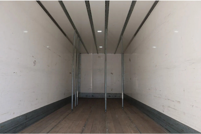 DAF CF 340 FAN 6X2 Bakwagen + Klep 2500 KG - משאית תיבה: תמונה 4 DAF CF 340 FAN 6X2 Bakwagen + Klep 2500 KG - משאית תיבה: תמונה 4