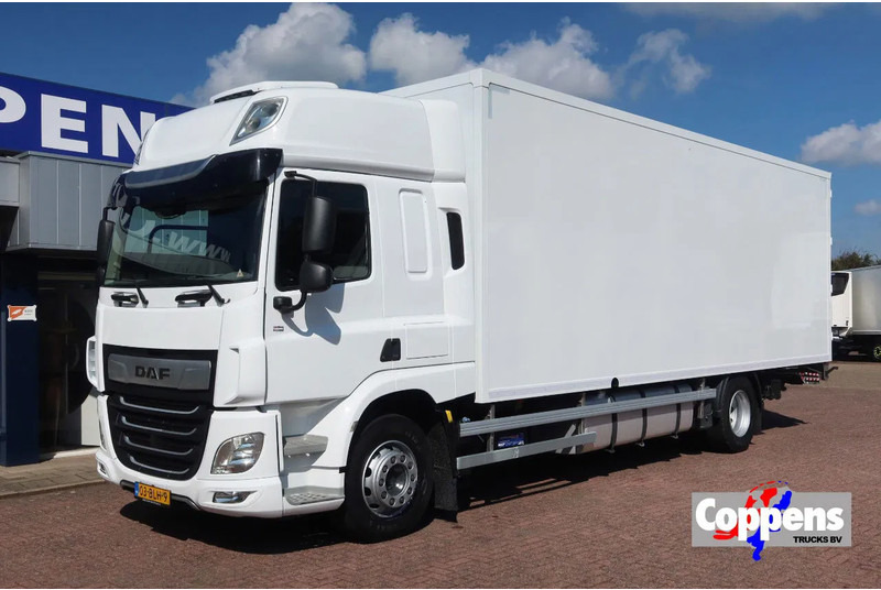 DAF CF 410 Bak+Klep Dhollandia 2.000 kg Slaapcabine - משאית תיבה: תמונה 1 DAF CF 410 Bak+Klep Dhollandia 2.000 kg Slaapcabine - משאית תיבה: תמונה 1