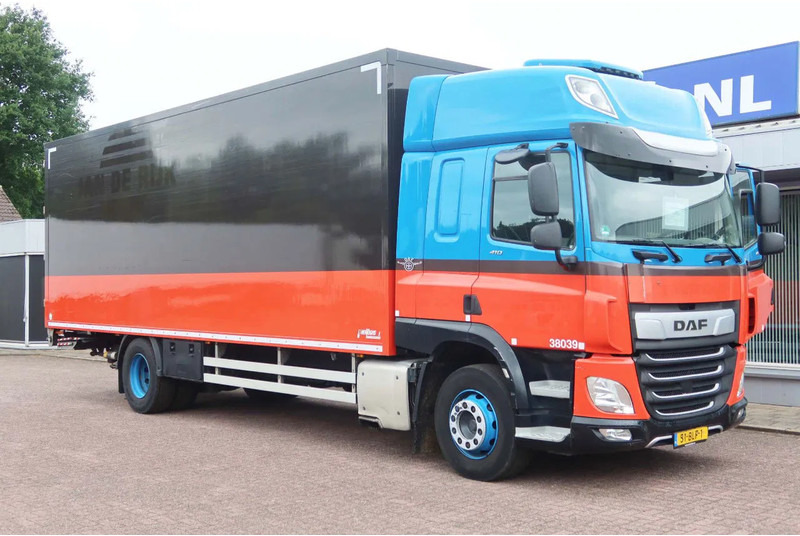 DAF CF 410 Bakwagen + Onderschuif klep - משאית תיבה: תמונה 2 DAF CF 410 Bakwagen + Onderschuif klep - משאית תיבה: תמונה 2