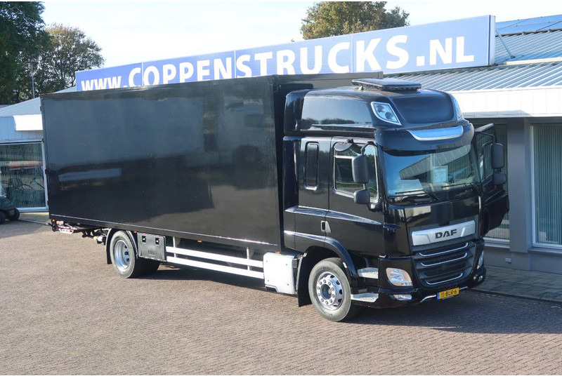 DAF CF 410 DAF CF 410 Black Edition Dhollandia klep 2.000 kg - משאית תיבה: תמונה 2 DAF CF 410 DAF CF 410 Black Edition Dhollandia klep 2.000 kg - משאית תיבה: תמונה 2