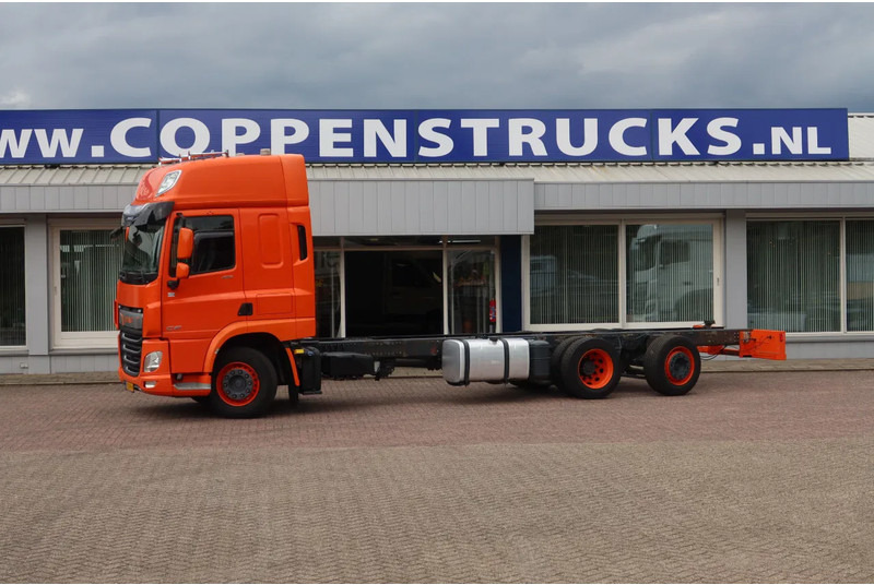 DAF CF 450 Chassis Cabine Slaap Cabine 2x Bed - משאית עם שלדת תא: תמונה 2 DAF CF 450 Chassis Cabine Slaap Cabine 2x Bed - משאית עם שלדת תא: תמונה 2