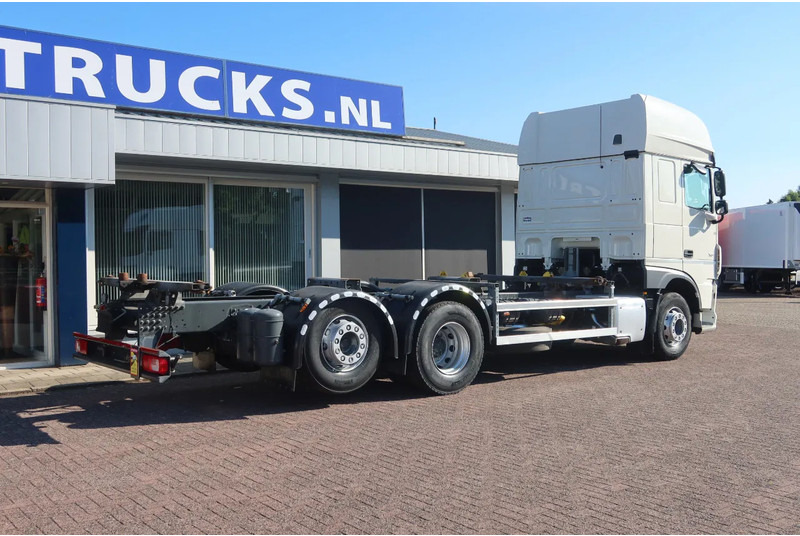 DAF XF 106.450 Wissellaadbaksysteem / Chassis - מוביל מכולות/ משאית החלפת גוף: תמונה 3 DAF XF 106.450 Wissellaadbaksysteem / Chassis - מוביל מכולות/ משאית החלפת גוף: תמונה 3