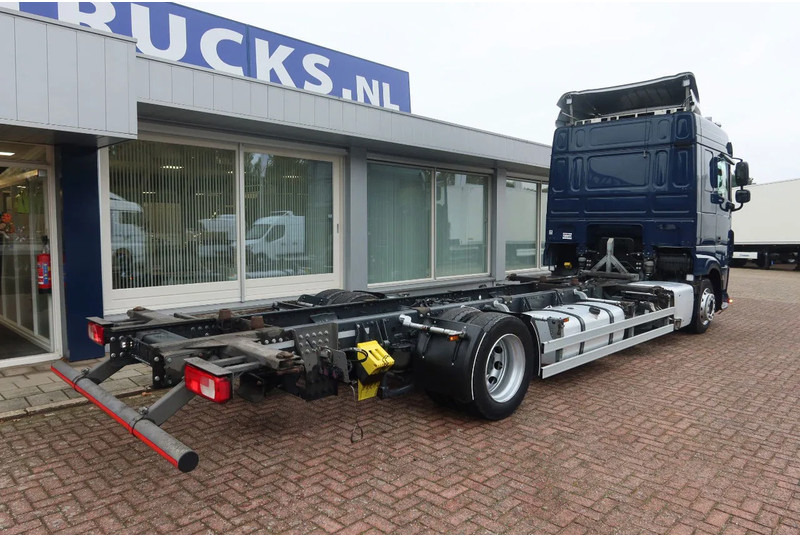 DAF XF 430 430 FA 4x2 BDF/Chassiscabine Wisselbare opbouw - משאית עם שלדת תא: תמונה 3 DAF XF 430 430 FA 4x2 BDF/Chassiscabine Wisselbare opbouw - משאית עם שלדת תא: תמונה 3