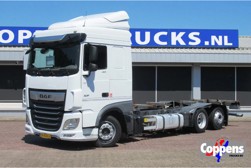 DAF XF 450 FAR BDF Systeem - מוביל מכולות/ משאית החלפת גוף: תמונה 1 DAF XF 450 FAR BDF Systeem - מוביל מכולות/ משאית החלפת גוף: תמונה 1