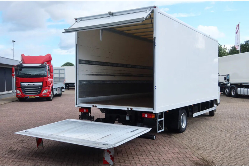 FUSO Canter Mistubishi Canter 7C18 - משאית תיבה: תמונה 3 FUSO Canter Mistubishi Canter 7C18 - משאית תיבה: תמונה 3