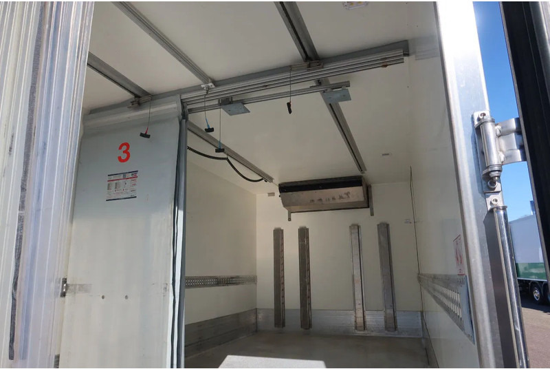 FUSO Canter Thermoking T 600R Koel/Vries + Laadklep - משאית קירור: תמונה 3 FUSO Canter Thermoking T 600R Koel/Vries + Laadklep - משאית קירור: תמונה 3