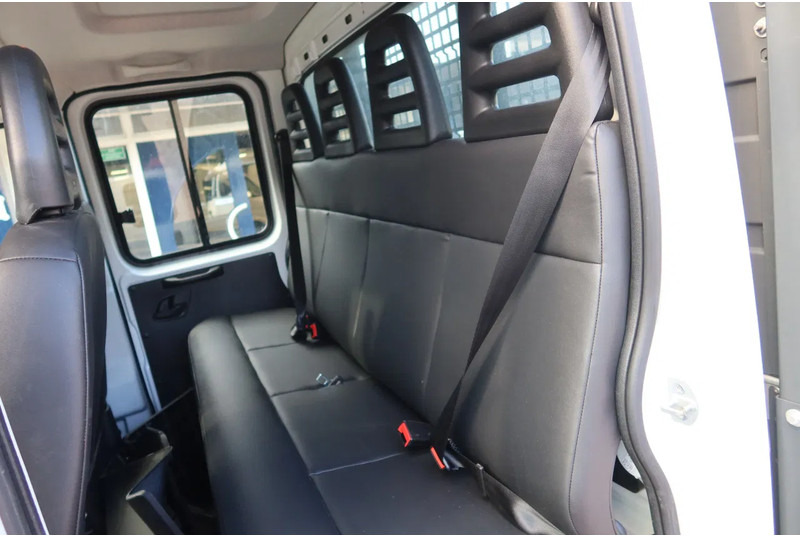 Iveco Daily 35C16 HI Matic Dubbele cabine open 7 persoons uitvoering. Dubbel lucht achter as. 3.0 L motor - כלי רכב מסחרי במיטה שטוחה, כלי רכב מסחרי קומבי: תמונה 5 Iveco Daily 35C16 HI Matic Dubbele cabine open 7 persoons uitvoering. Dubbel lucht achter as. 3.0 L motor - כלי רכב מסחרי במיטה שטוחה, כלי רכב מסחרי קומבי: תמונה 5