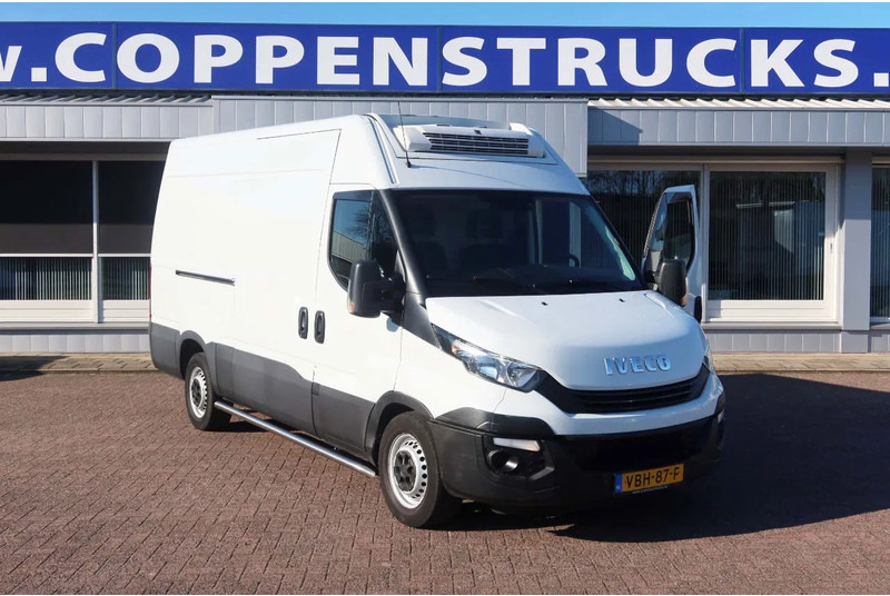 Iveco Daily 35S12 Koel/vries + Stekker 220 volt L2/h2 thermoking - כלי רכב מסחרי לקירור: תמונה 2 Iveco Daily 35S12 Koel/vries + Stekker 220 volt L2/h2 thermoking - כלי רכב מסחרי לקירור: תמונה 2