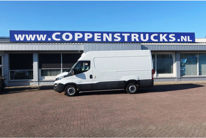 Iveco Daily 35S12 Koel/vries + Stekker 220 volt L2/h2 thermoking - כלי רכב מסחרי לקירור: תמונה 4 Iveco Daily 35S12 Koel/vries + Stekker 220 volt L2/h2 thermoking - כלי רכב מסחרי לקירור: תמונה 4