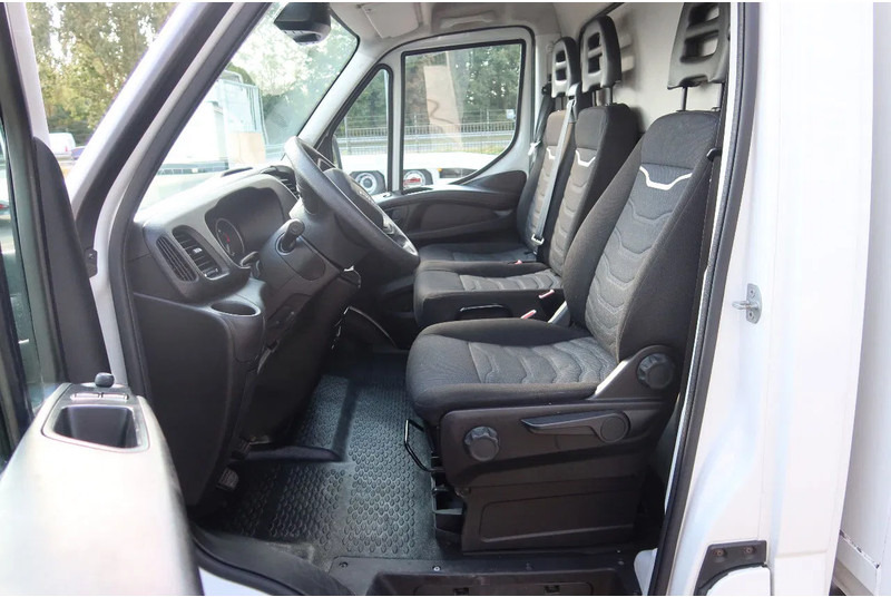 Iveco Daily 35S16 Bakwagen + Laadklep 750kg - כלי רכב מסחרי עם תיבה: תמונה 4 Iveco Daily 35S16 Bakwagen + Laadklep 750kg - כלי רכב מסחרי עם תיבה: תמונה 4