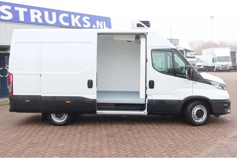Iveco Daily 35S16 Koelen/vriezen/verwarmen Carrier Xarios 350 + nacht aansluiting 220 volt - כלי רכב מסחרי לקירור: תמונה 4 Iveco Daily 35S16 Koelen/vriezen/verwarmen Carrier Xarios 350 + nacht aansluiting 220 volt - כלי רכב מסחרי לקירור: תמונה 4