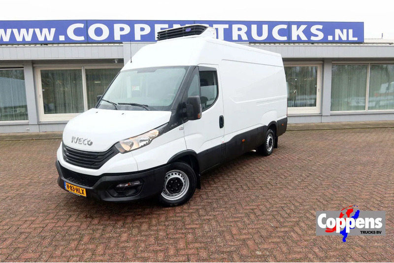 Iveco Daily 35S16 Koelen/vriezen/verwarmen Carrier Xarios 350 + nacht aansluiting 220 volt - כלי רכב מסחרי לקירור: תמונה 1 Iveco Daily 35S16 Koelen/vriezen/verwarmen Carrier Xarios 350 + nacht aansluiting 220 volt - כלי רכב מסחרי לקירור: תמונה 1