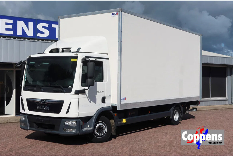 MAN TGL 12.250 Bakwagen + Laadklep DHollandia 2000 kg - משאית תיבה: תמונה 1 MAN TGL 12.250 Bakwagen + Laadklep DHollandia 2000 kg - משאית תיבה: תמונה 1