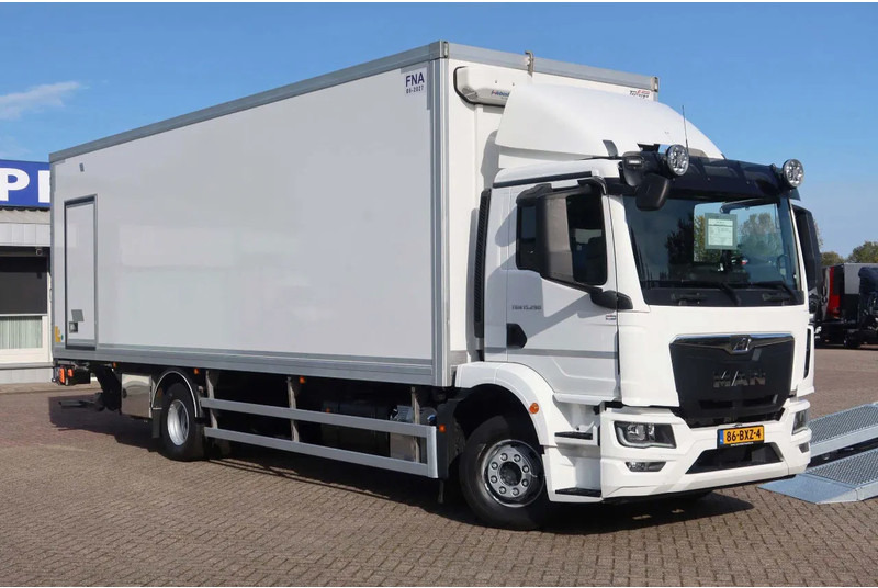 MAN TGM 15.290 Bak + klep Full air suspension Euro 6 Automaat - משאית תיבה: תמונה 2 MAN TGM 15.290 Bak + klep Full air suspension Euro 6 Automaat - משאית תיבה: תמונה 2