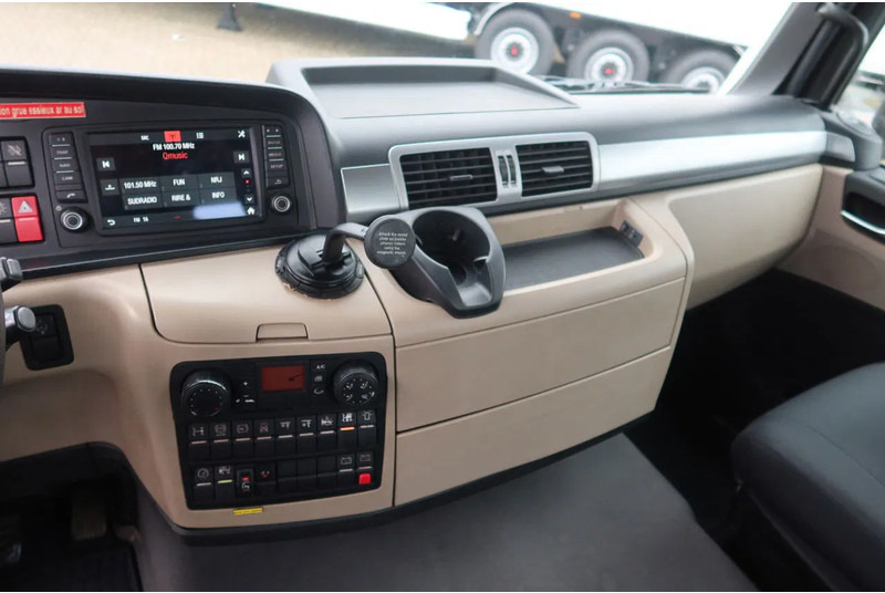 MAN TGS 35.360 Oprijwagen + HIAB 228 E3 Kraan 8x2 - משאית הובלה אוטומטית: תמונה 5 MAN TGS 35.360 Oprijwagen + HIAB 228 E3 Kraan 8x2 - משאית הובלה אוטומטית: תמונה 5