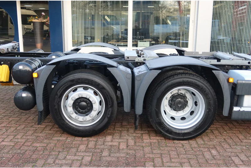 MAN TGX 26.510 6x2 Intarder. Volledige luchtvering - מוביל מכולות/ משאית החלפת גוף: תמונה 4 MAN TGX 26.510 6x2 Intarder. Volledige luchtvering - מוביל מכולות/ משאית החלפת גוף: תמונה 4